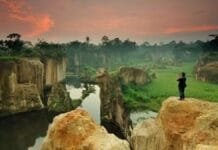 Tebing Koja Kandang Godzila