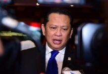 Ketua MPR: Percepat Vaksinasi, Perlu Gandeng Klinik Swasta-Dokter Praktik