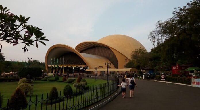 Seniman TMII Mengandalkan Donasi demi Menyambung Hidup