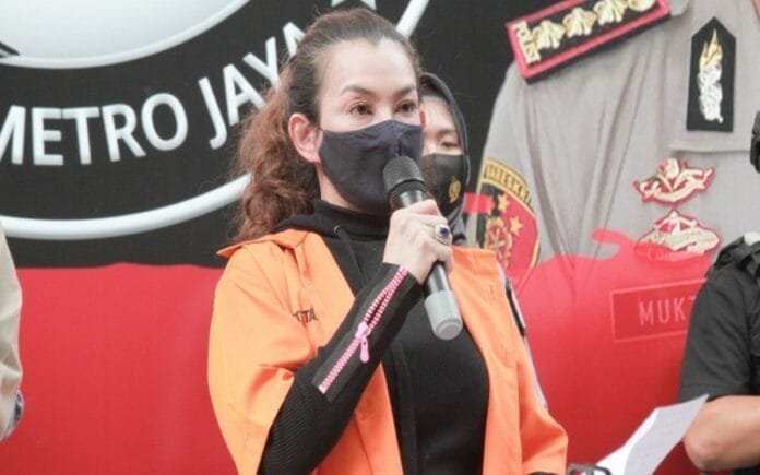 Reza Artamevia (100kpj.com)