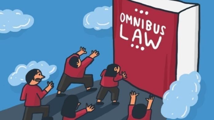 Ilustarasi RUU Omnibus Law (MOJOK.CO)
