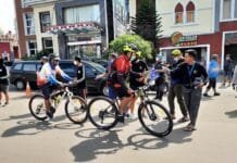 Putus Penyebaran COVID-19, SDC Bagikan Masker kepada Publik