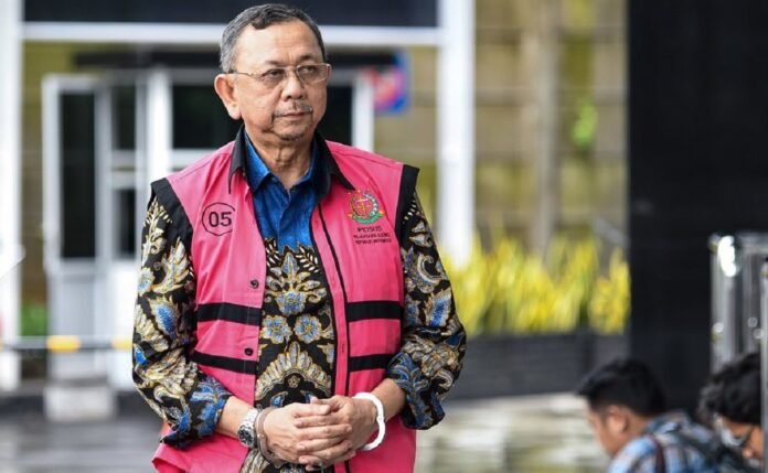 Tersangka mantan Direktur Utama PT Asuransi Jiwasraya Hendrisman Rahim. (ANTARA M RISYAL HIDAYAT)