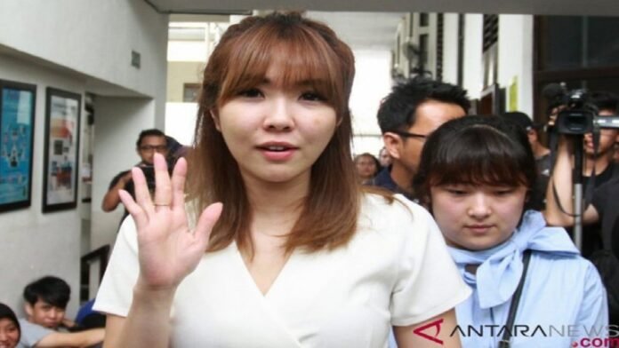 Gisella Anastasia saat menghadiri sidang putusan perceraian dirinya dengan Gading Marten di Pengadilan Jakarta Selatan, Jakarta, Rabu (23/1/2019). ANTARA FOTO | RENO ESNIR