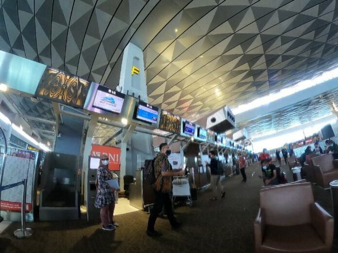Bandara Ilustrasi aktivitas di Bandara Soekarno Hatta. HARNAS.ID