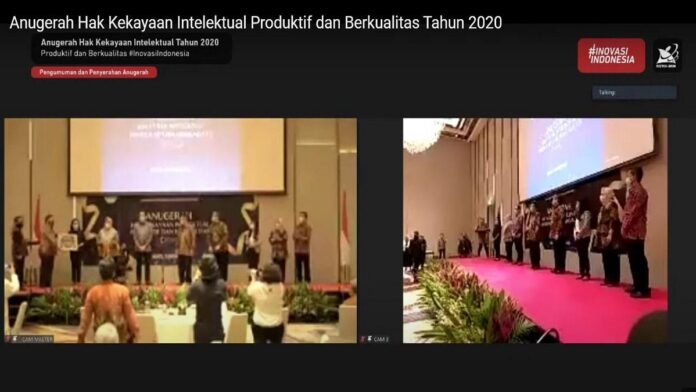 Tangkapan layar ajang Anugerah Hak Kekayaan Intelektual Produktif dan Berkualitas Tahun 2020 | HUMAS KIP UI