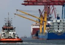 Pelabuhan Tanjung Priok Lengang Aktivitas