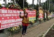 Karangan Bunga Padati Markas Kodam Jaya