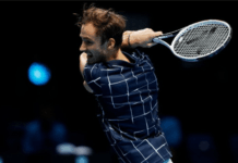 Medvedev Lolos ke Semifinal usai Bikin Novak Djokovic Frustasi