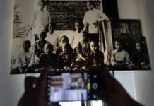 Pameran Indonesia Bergerak 1900-1942