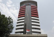 KPK Pegang Bukti Gubernur Papua Cuci Uang di Kasino Judi Singapura