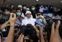 MA Kurangi Hukuman Habib Rizieq