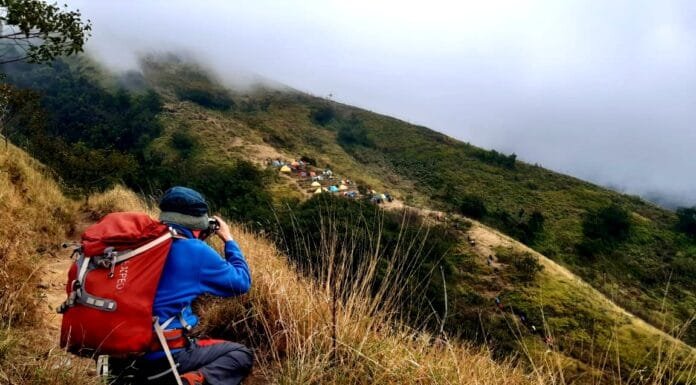 Panduan Tracking ke Gunung untuk Pemula, Tips dan Persiapan yang Harus Diketahui