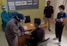 DPR Ingatkan Pemerintah Perbaiki Data Target Vaksinasi COVID-19