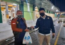 FIB UI Gulirkan 5R Cegah COVID-19 di Masjid