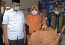 Menparekraf Sandiaga Minta Kerajinan Tangan NTB Hiasi MotoGP