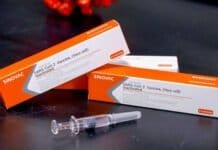 Masyarakat Tolak Vaksin COVID-19 Disanksi? Begini Kata Wamenkes