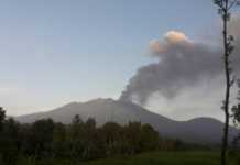 Bandara Banyuwangi Ditutup Sementara Imbas Debu Letusan Gunung Raung