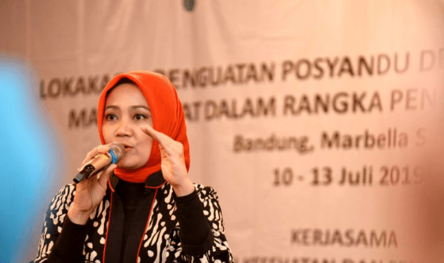 Kiat bagi Waktu Antara Keluarga dan Pekerjaan Ala Istri Ridwan Kamil