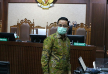 Mantan Menteri Sosial Juliari Batubara Menanti Vonis Hakim