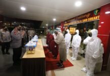 Peringati Hari Pahlawan, Kapolri: Berjuang dan Bersatu Padu Bangkit di Tengah Pandemi COVID-19