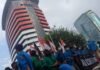 Peringati Hari Antikorupsi, Aliansi Front Milenial Jabodetabek Berunjuk Rasa di Depan Gedung KPK