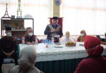 Wali Kota Depok Lepas Kader Lansia Ikuti Peringatan HLUN di Kemenkes