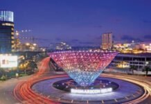 Summarecon Agung Beri Sepeda Mewah Kawal IMB Royal Kedhaton