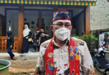 Idris Apresiasi Warga Rawageni yang Bayar PBB Pakai Sampah