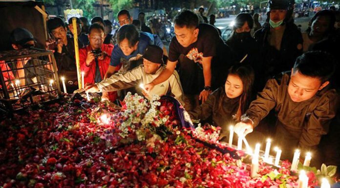 Fans BTS Galang Dana untuk Korban Tragedi Stadion Kanjuruhan