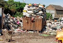 Terkendala Kendaraan, Sampah di Bandung tak Bisa Diangkut