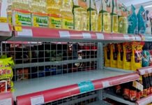 Karena Ditimbun, Stok Minyak Kita di Pasaran Langka