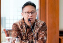 Presiden Ngeluh Banyak Orang Indonesia Berobat ke Luar Negeri,Menkes Budi: Wajar!