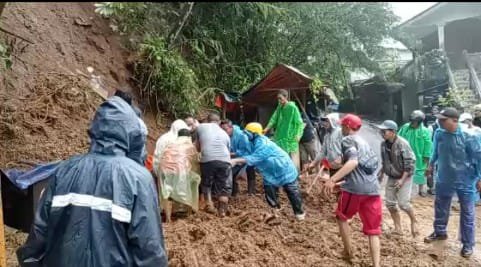 Inalillahi, Dua. orang Meninggal Akibat Longsor di Kawasan Curug Cilember