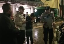 Pria Tak Dikenal Mencoba Bunuh Diri di Atas Jembatan Otista