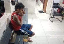 Pria Bertato Diamankan Petugas Satpol PP Usai Resahkan Penumpang Angkot