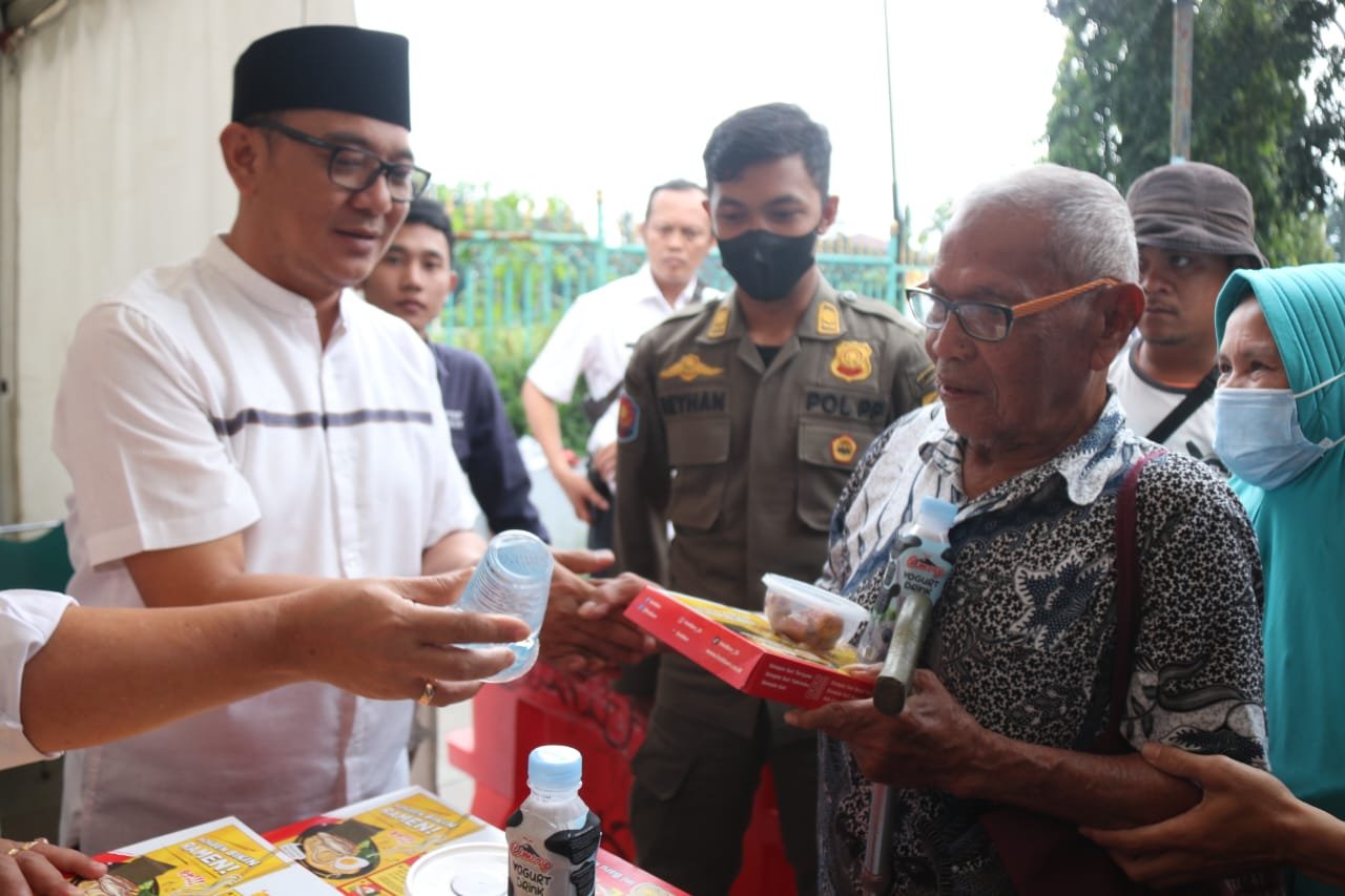 Pemkab Bogor Bagi Bagi Takjil Selama Ramadan 1444 Hijriah