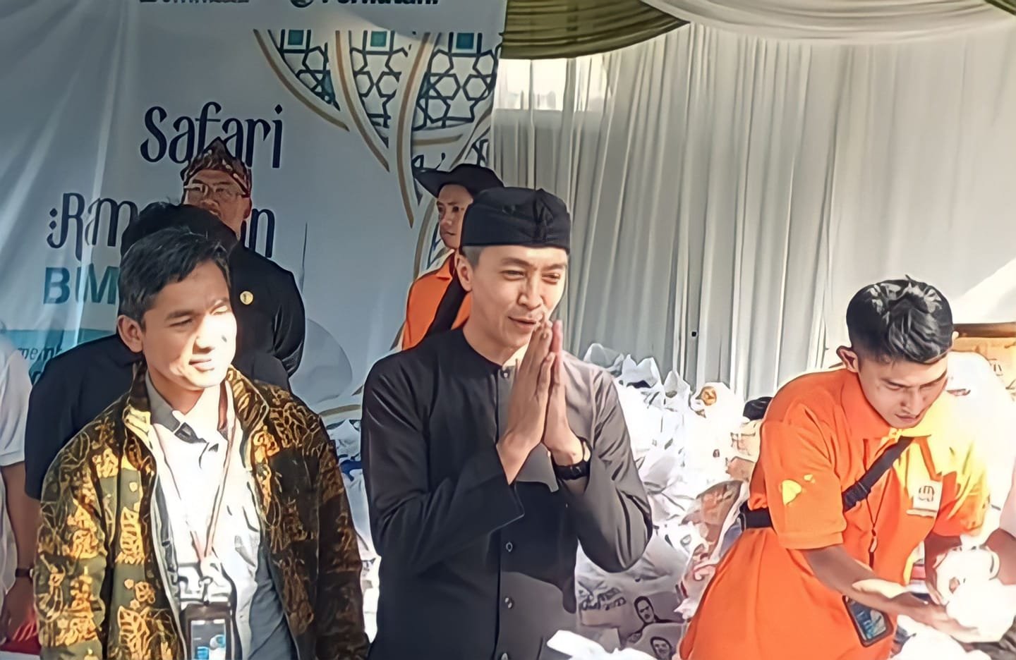 Perum Perhutani Gelar Pasar Murah, Wakil Walikota Bogor Beri Apresiasi