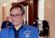 Andi Arief Minta Anas Urbaningrum Minta Maaf Kepada SBY