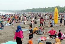 Libur Lebaran, Pangandaran Diserbu Wisatawan