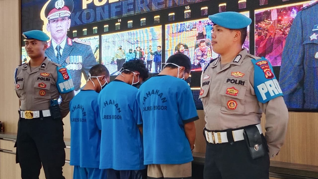 Tiga Pelaku Pembunuhan Sopir Taksi Online di Tol Jagorawi Behasil Ditangkap