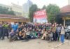 Pererat Silaturahmi, Wartawan dan Jajaran Polres Metro Depok Gelar Touring Bersama Pokja Wartawan Depok dan Jajaran Polres Metro Depok Berfoto Bersama Sesaat Sebelum Melakukan Touring (Foto: Istimewa)