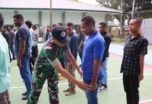 Yonif 751/VJS Menggelar Penyuluhan Bela Negara untuk Pemuda, Mayor Erwan : Tumbuhkan Rasa Cinta Tanah Air Kepada Para Pemuda Diwilayah