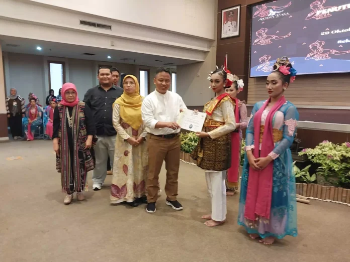 OHkShY79FuBquKkFVsmyuKihfHLQqRv706xo5hYS