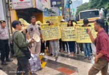 Dukung Proses Pemilu Damai, Masa AMCD Datangi KPUD Kota Depok