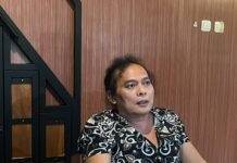 Mantan Pengacara Bharada E Beri Reaksi Soal Pencopotan Baliho Supian Suri