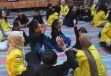 Lakukan Kegiatan Pengmas, Kampus UI Edukasi Anak-anak Badui