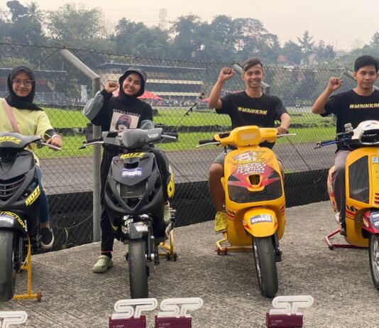 BKRTI dan BOZZ Racing Indonesia Tampil Gemilang di Scooter Prix 2024 Seri 2 BKRTI. Foto: Harnas.id
