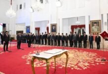 Usai Pelantikan Menteri dan Wakil Menteri, Jokowi Lantik Dua Kepala Badan dan Kepala Kantor Komunikasi Kepresidenan