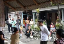 Dokter Rayendra Blusukan ke Tanah Sareal: Beri Solusi Nyata untuk Pendidikan dan Kesehatan Warga Bogor